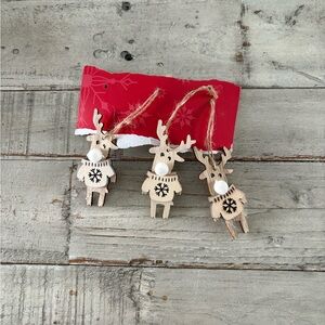Free! 3 Wooden Reindeer Christmas Tree Ornament Decoration